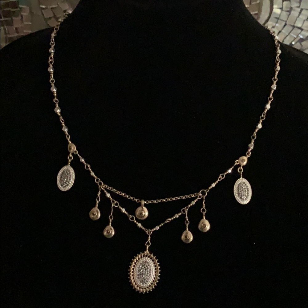 Lucky Brand - Gold tone necklace - circle accent